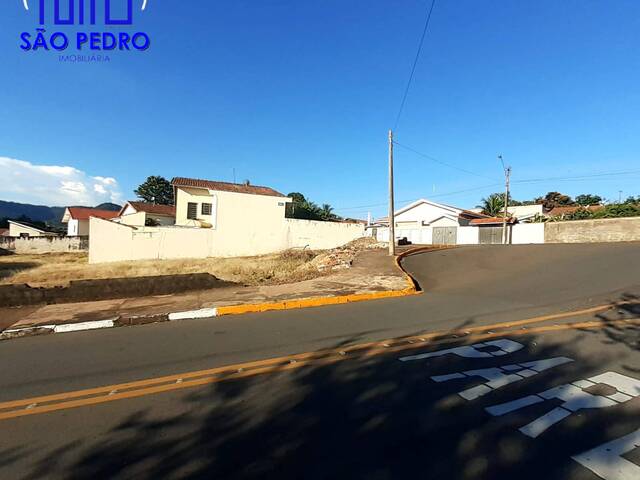 Terreno para Venda em São Pedro - 2