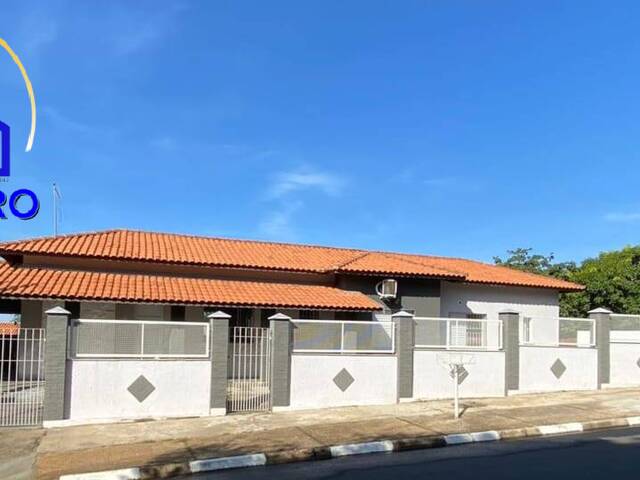 #CH254 - Casa para Venda em São Pedro - SP