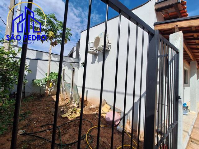 Casa para Venda em São Pedro - 3