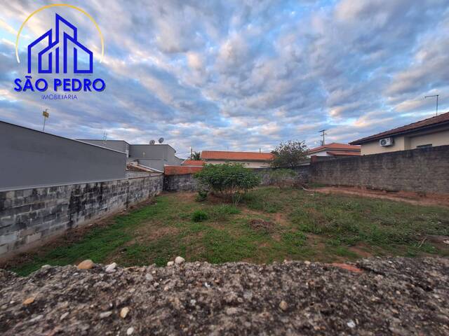 Terreno para Venda em São Pedro - 4
