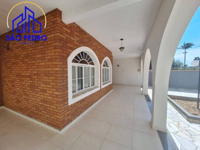 Casa para Venda em São Pedro - 3
