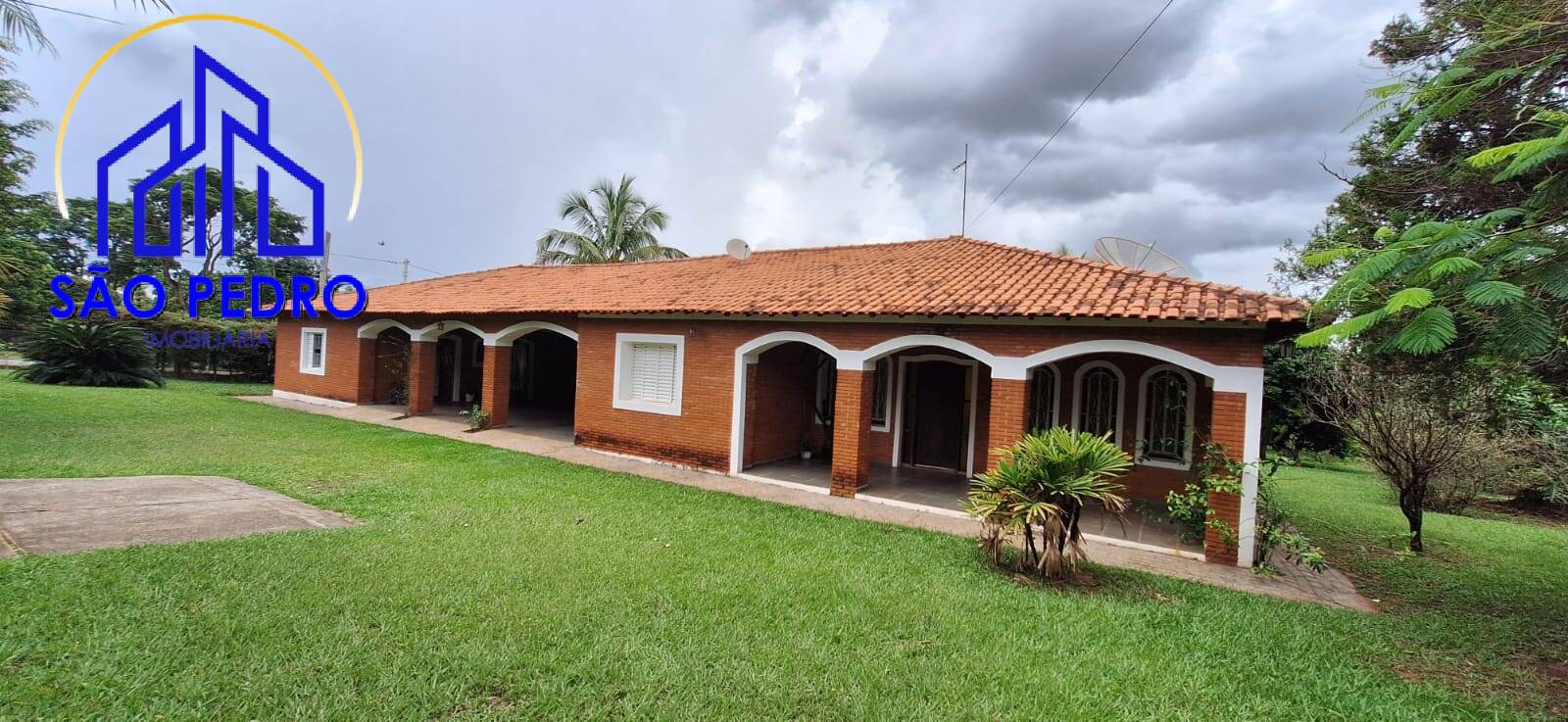 Vende-se Chácara no Condomínio Mirante em São Pedro - SP