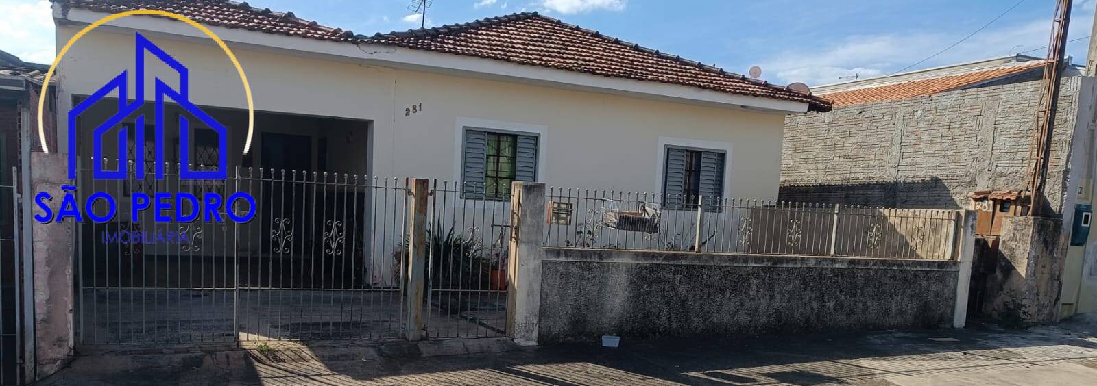 CASA NO RECANTO DAS ÁGUAS