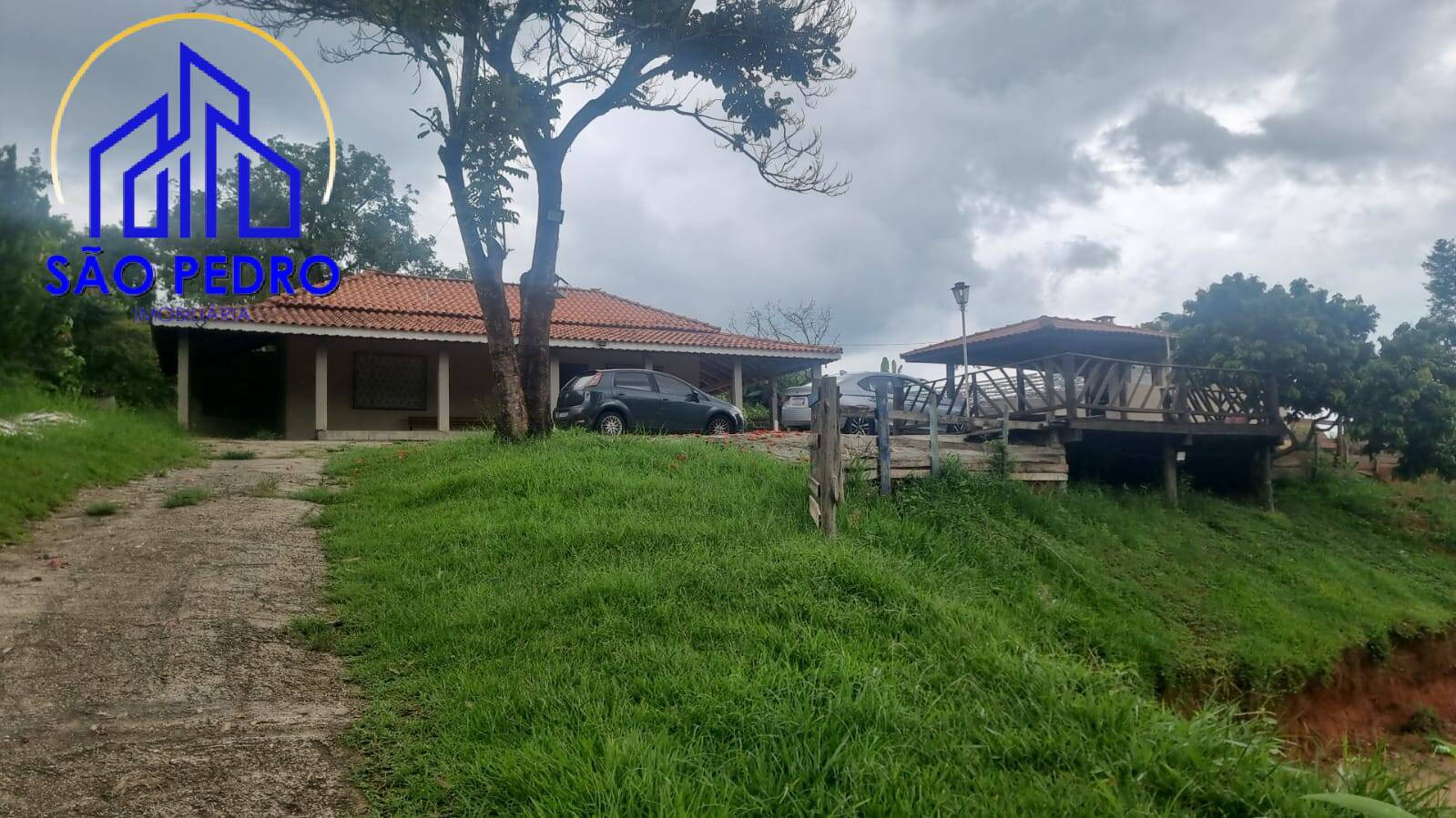 CHÁCARA NA NOVA AURORA (CASTELINHO)