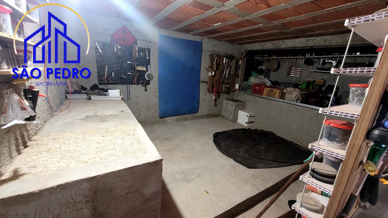 Casa à venda com 4 quartos, 272m² - Foto 8