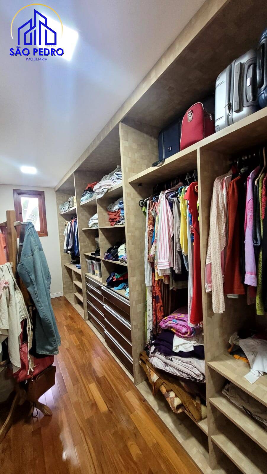 Casa à venda com 4 quartos, 272m² - Foto 22