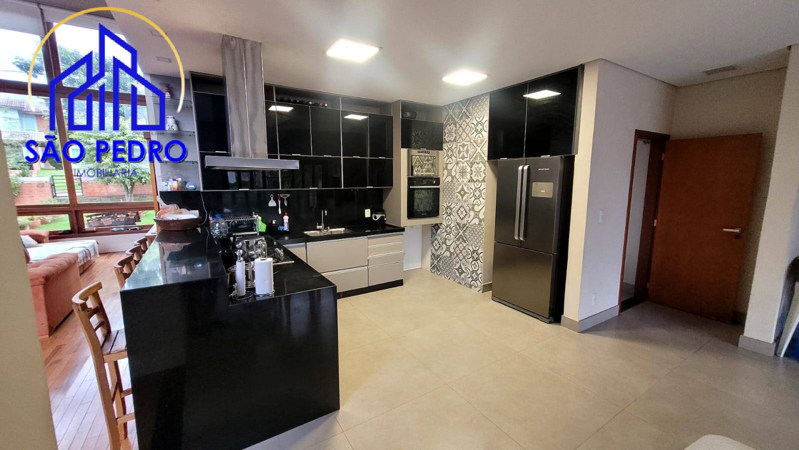 Casa à venda com 4 quartos, 272m² - Foto 25