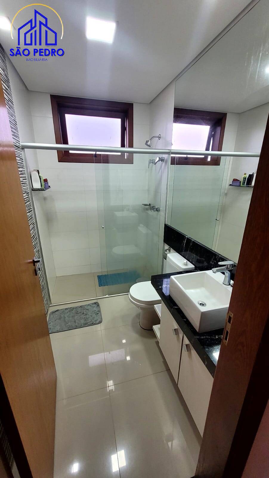 Casa à venda com 4 quartos, 272m² - Foto 28