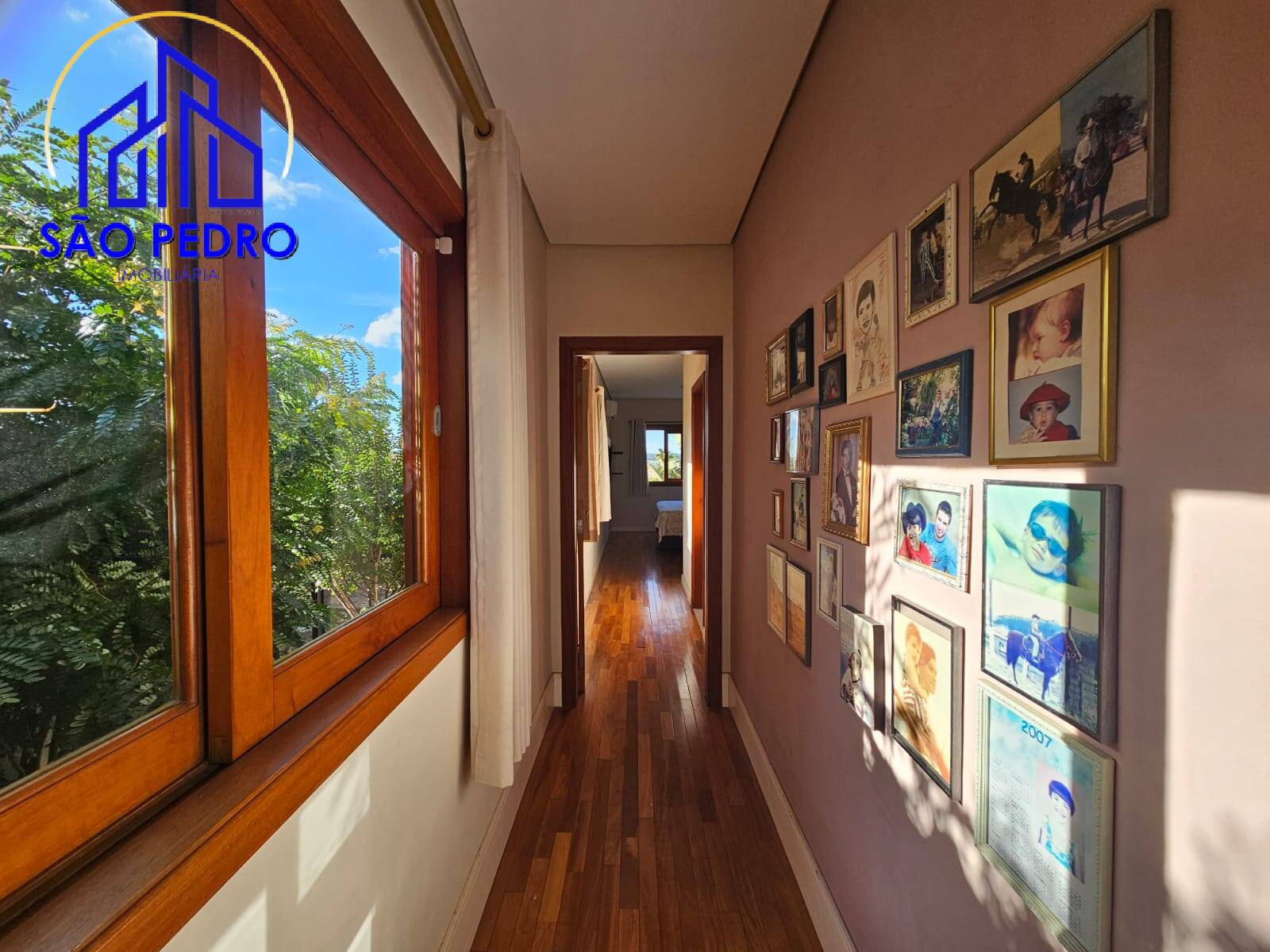 Casa à venda com 4 quartos, 272m² - Foto 47