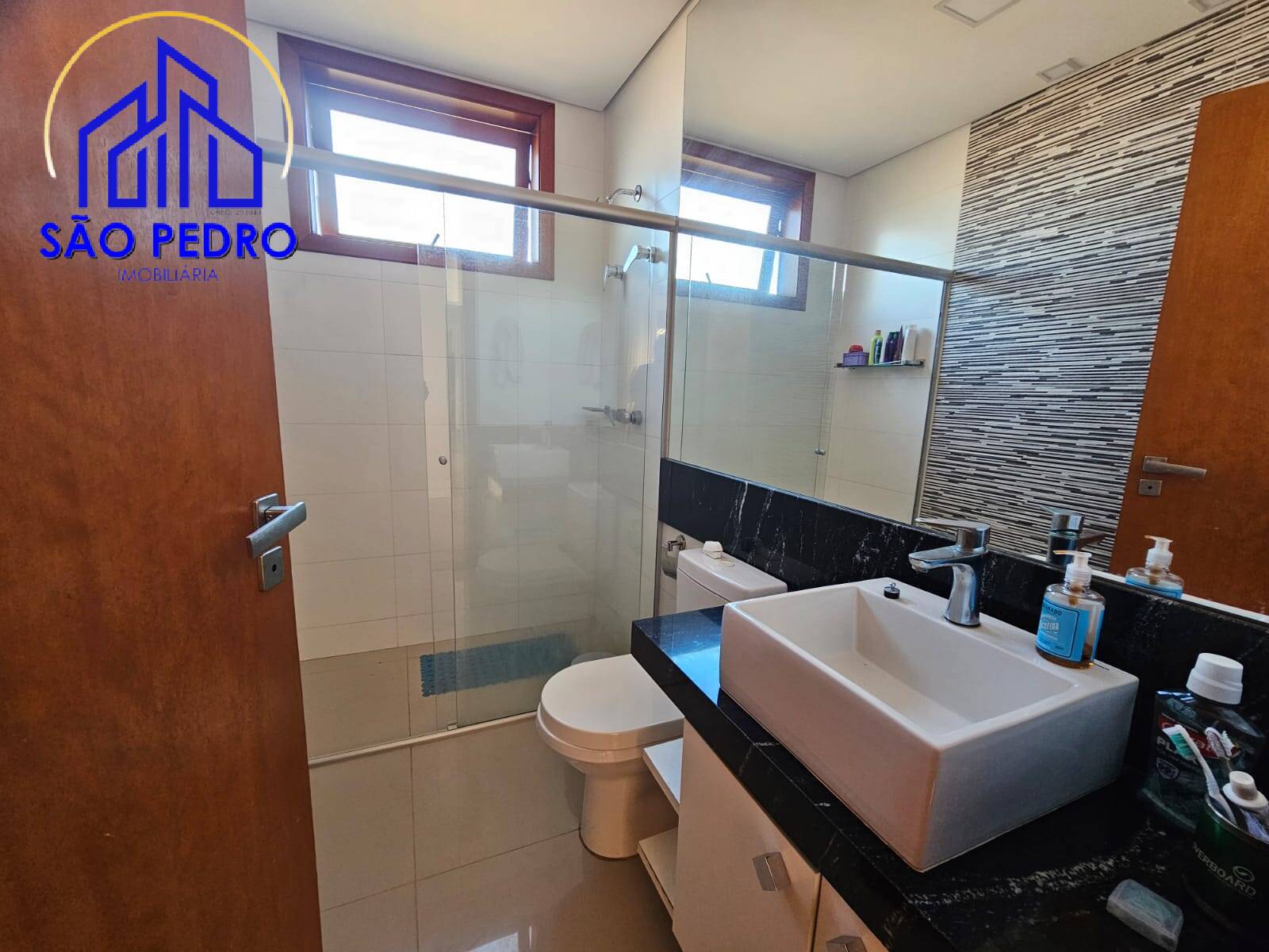 Casa à venda com 4 quartos, 272m² - Foto 49