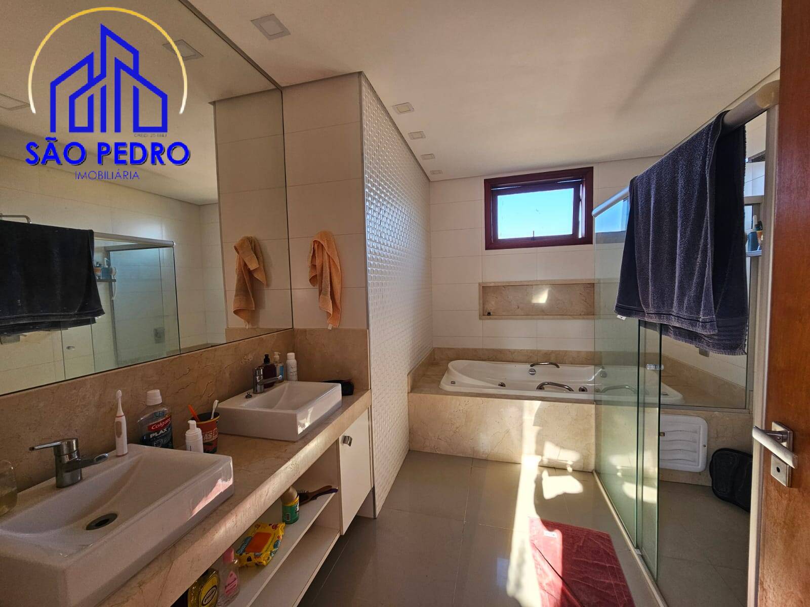 Casa à venda com 4 quartos, 272m² - Foto 51