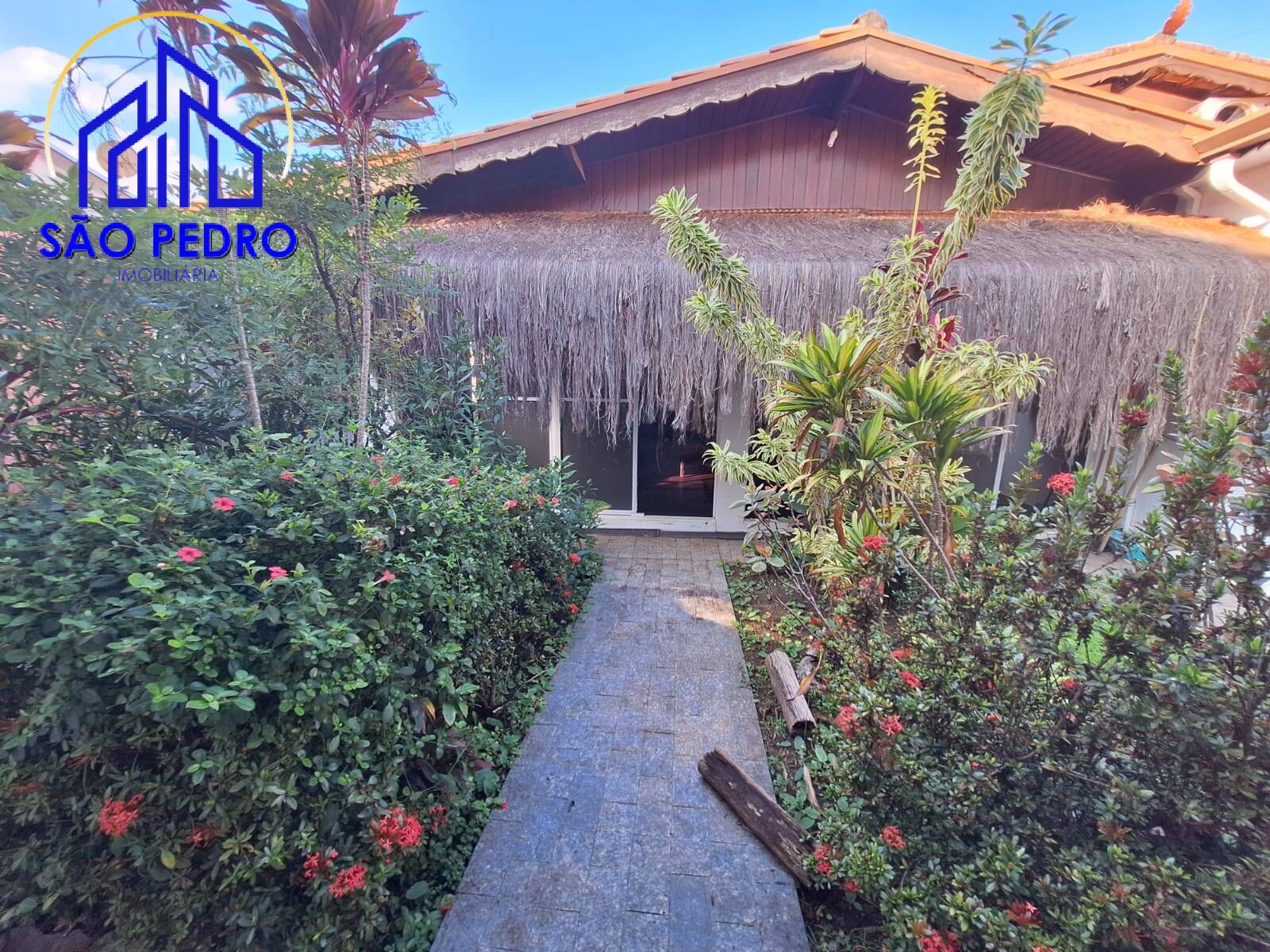 Casa à venda com 2 quartos, 315m² - Foto 7