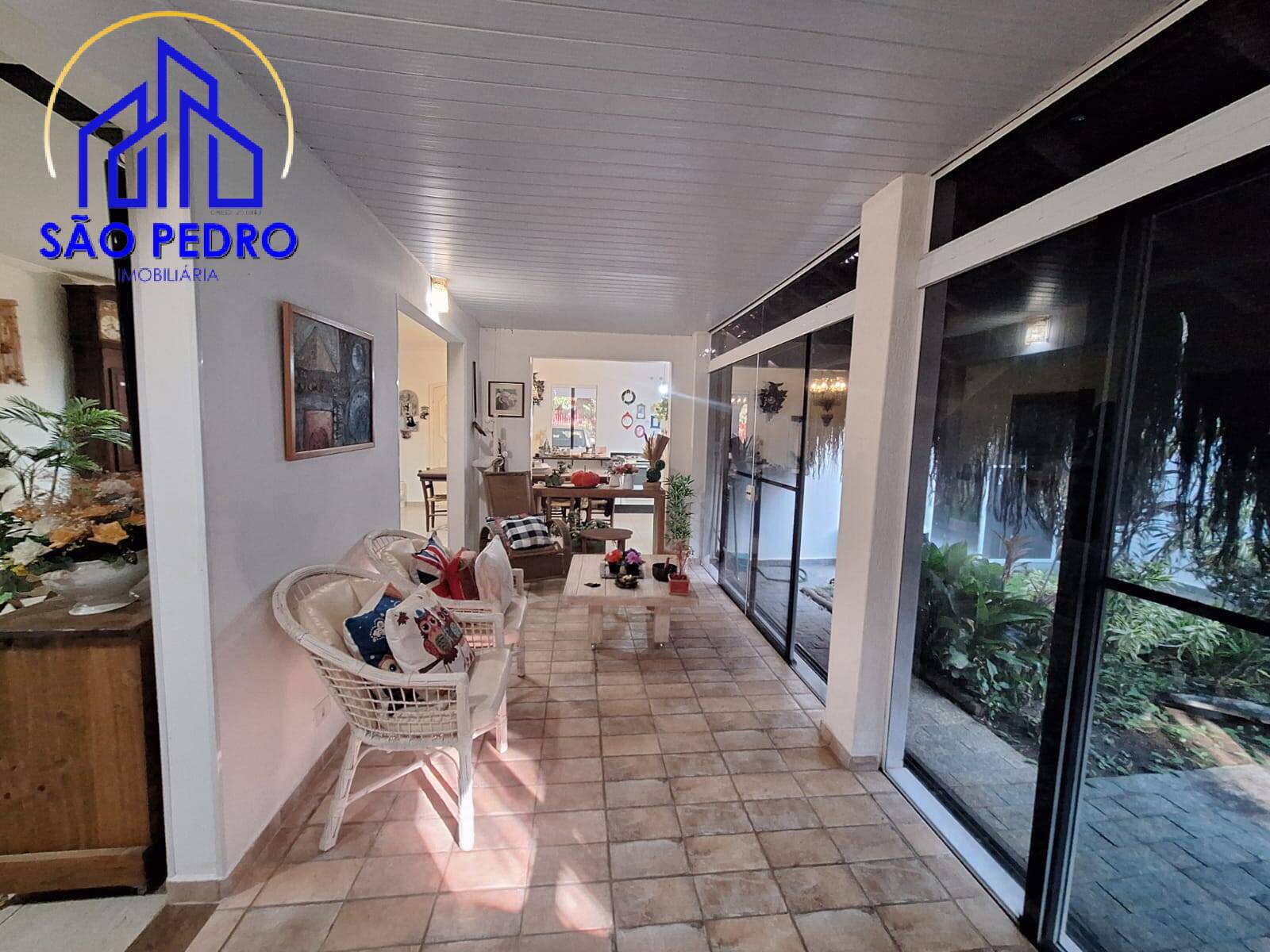 Casa à venda com 2 quartos, 315m² - Foto 12