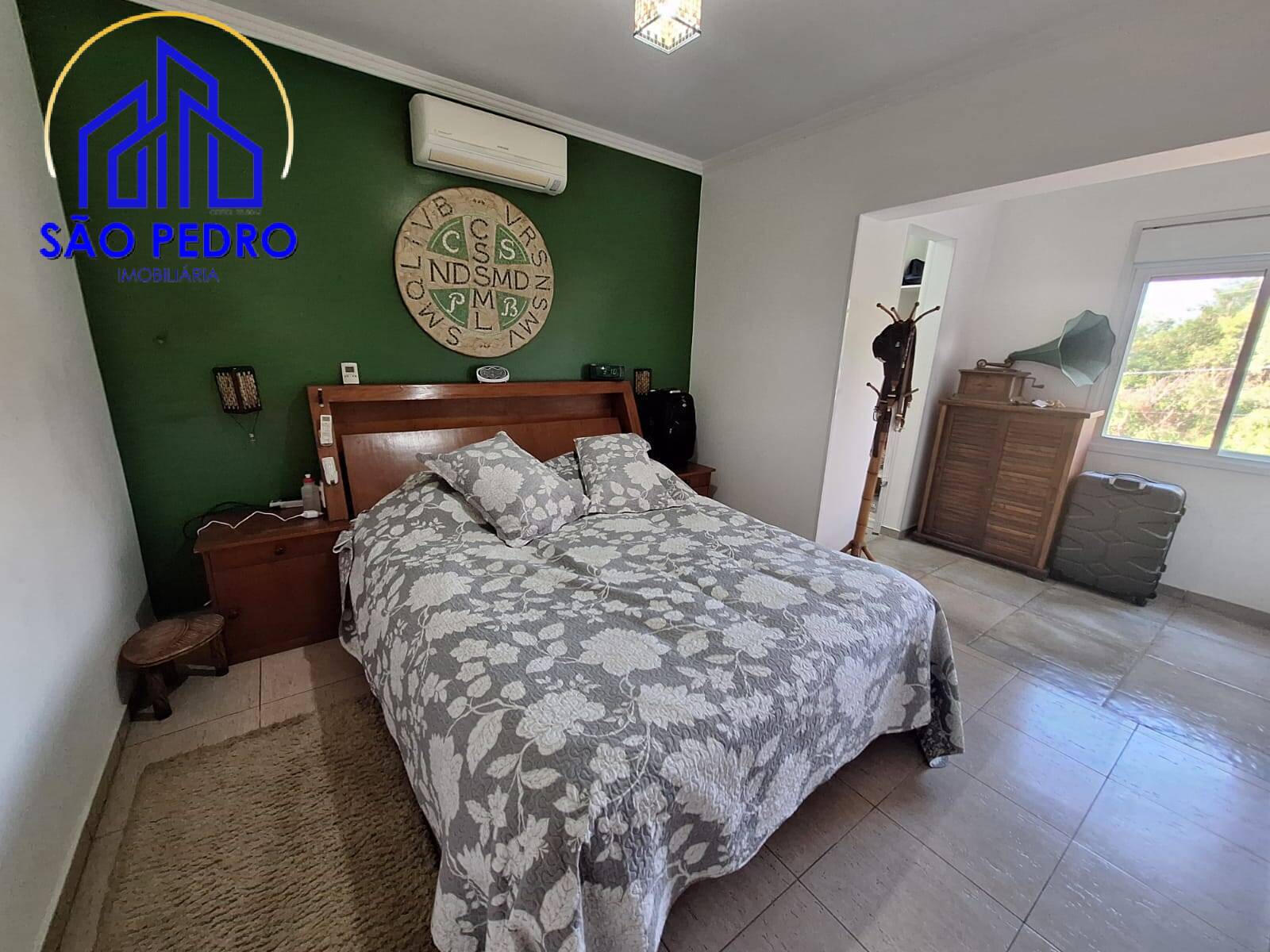 Casa à venda com 2 quartos, 315m² - Foto 18