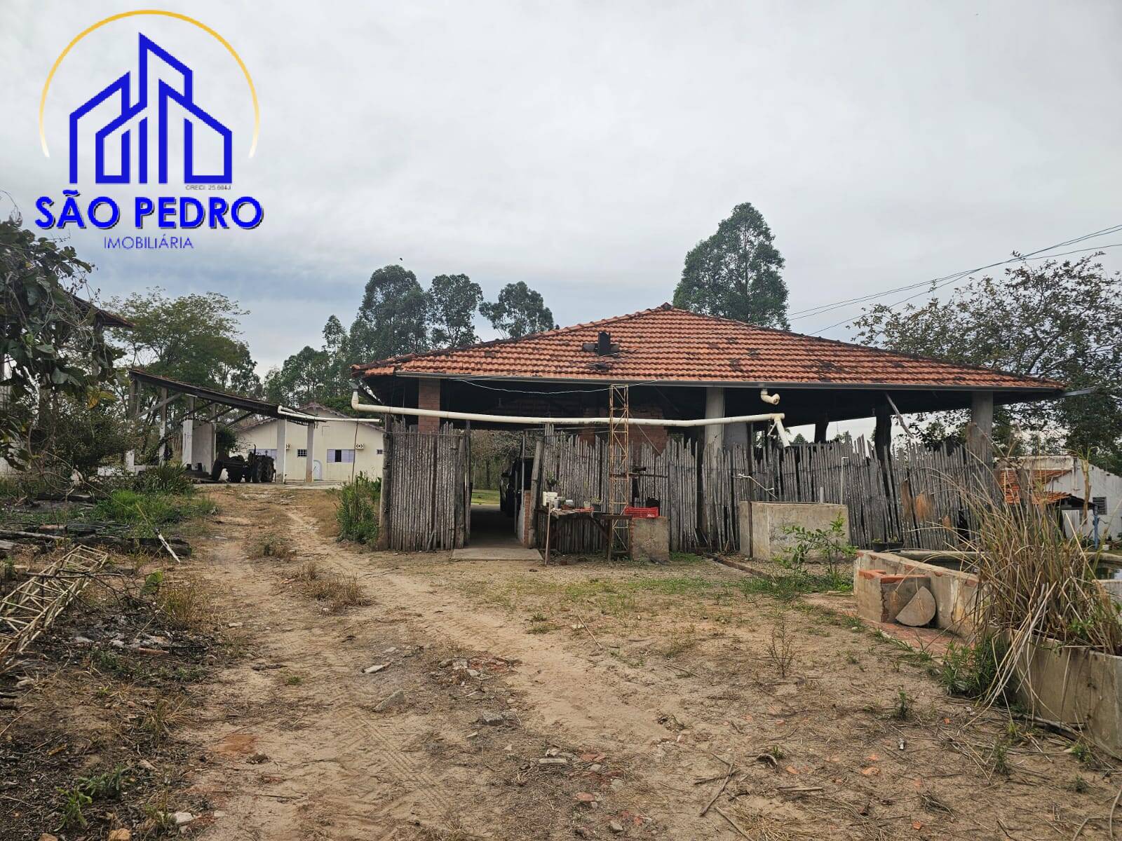 Chácara à venda com 4 quartos, 24800m² - Foto 48