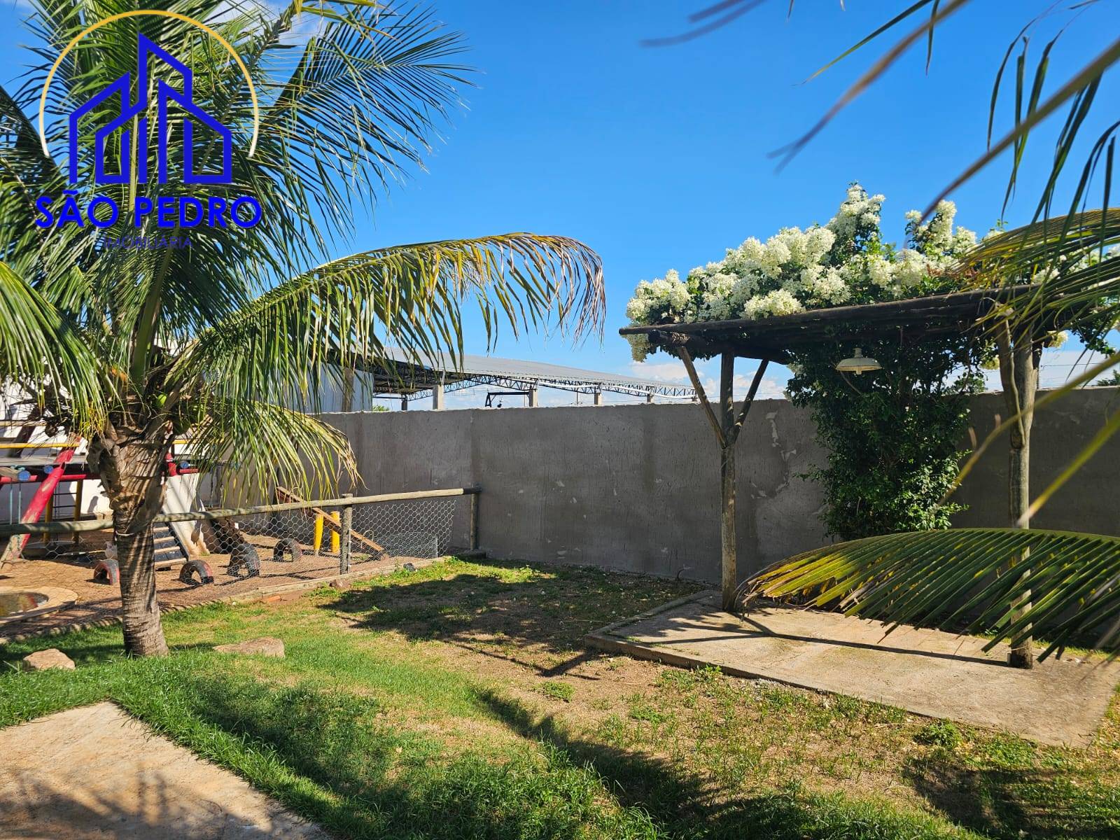 Casa, 3 quartos, 256 m² - Foto 2