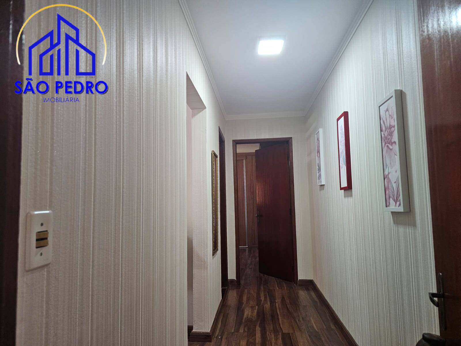 Casa, 3 quartos, 245 m² - Foto 24