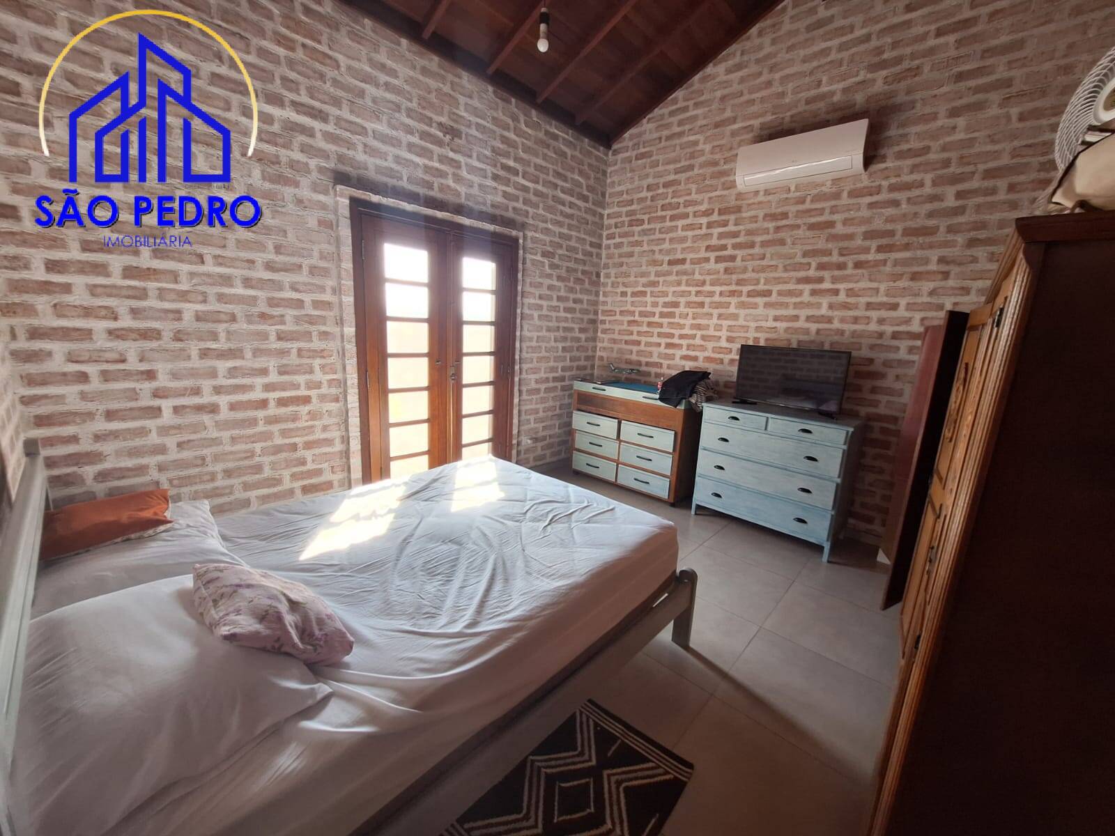 Casa, 2 quartos, 196 m² - Foto 17