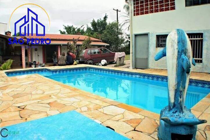 Chácara à venda com 5 quartos, 320m² - Foto 2